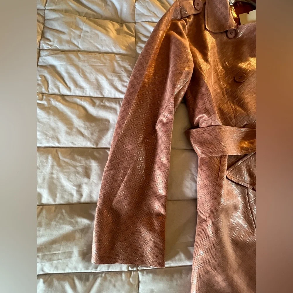 NWT Solitaire double breasted coral and silver spring jacket. Women’s size L. - Picture 2 of 10